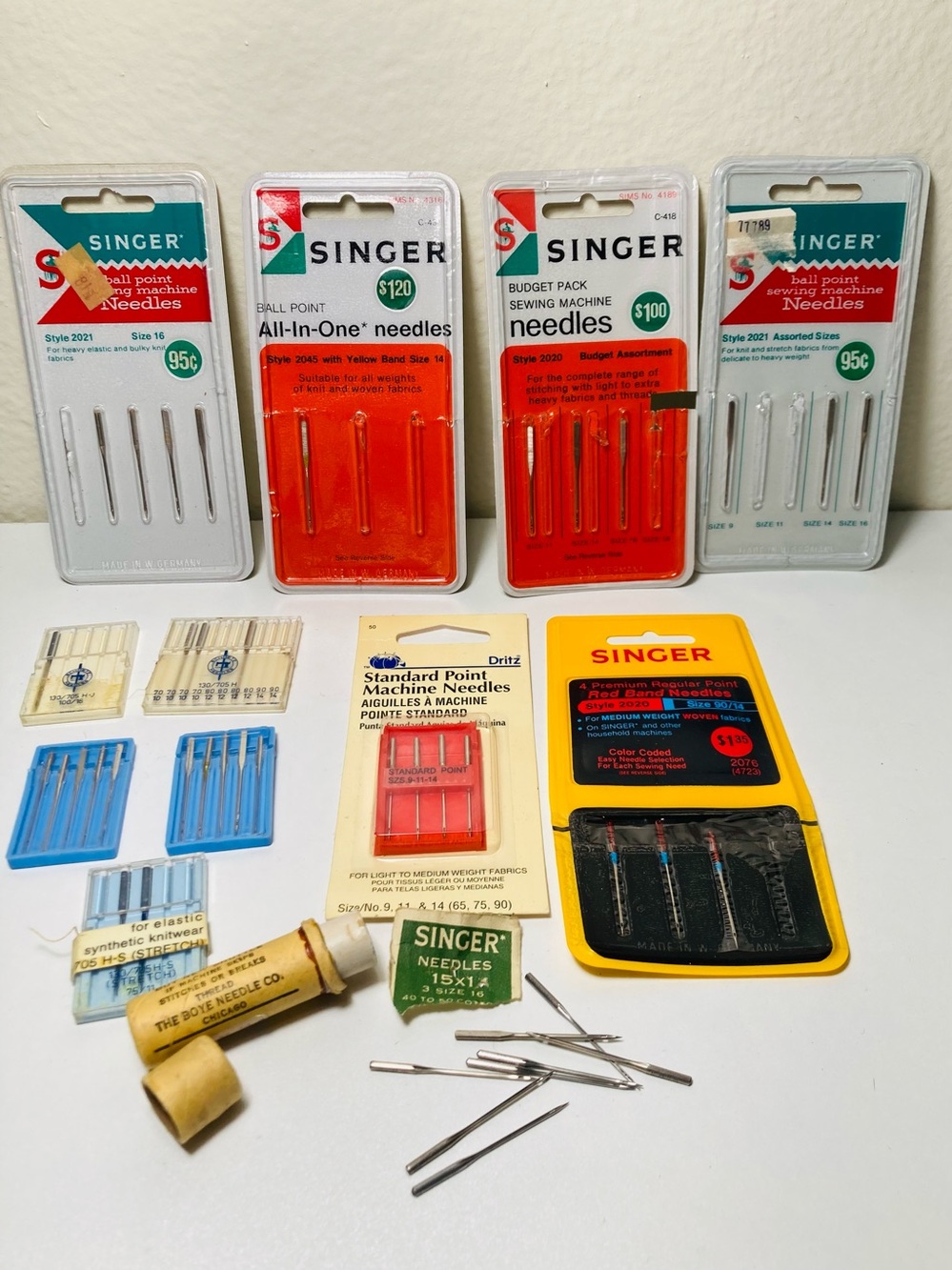 Vintage Assorted Sewing Machine Needles Assortment‎ incl Singer